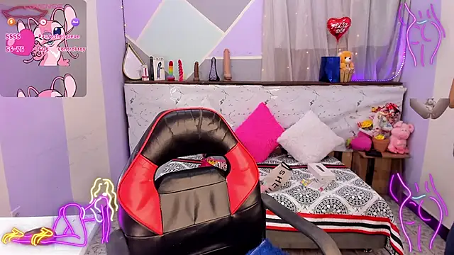 Lina10 online show from 10/18/25, 12:02