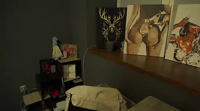 luxie milady online show from 03/10/25, 01:21