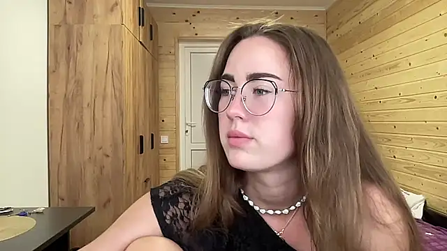Snapshot of luxie_milady chatting on 06/10/26, 11:31 luxie milady online show from 06/10/26, 11:31