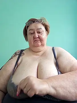 Awn290668 online show from 09/27/25, 06:18