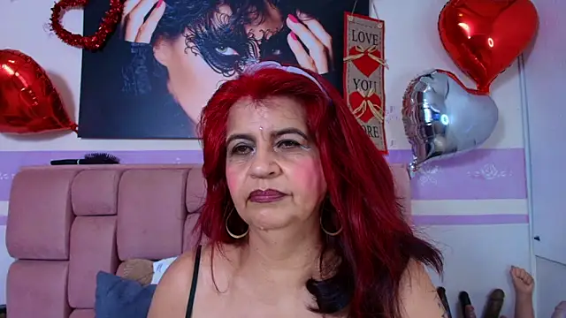 Snapshot of RoxetteMature chatting on 02/20/26, 12:05 RoxetteMature online show from 02/20/26, 12:05