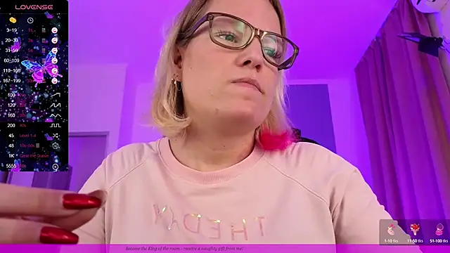 EVAshinyGIRL online show from 01/12/25, 02:41