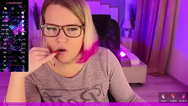 EVAshinyGIRL online show from 01/22/25, 07:35