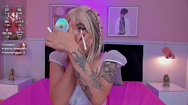 naoko kirino online show from 03/19/25, 12:01