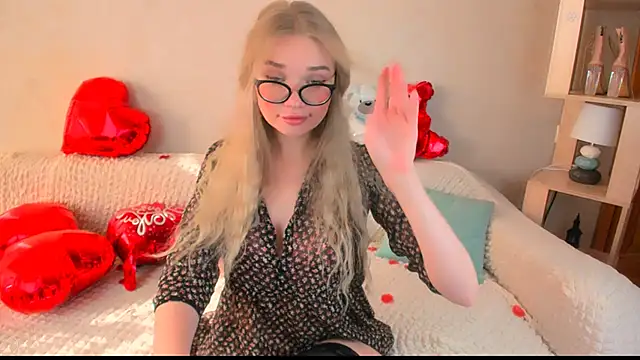 BoysLoveBlondee online show from 02/17/25, 11:02