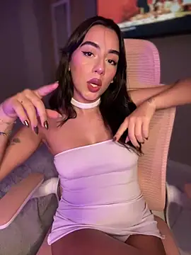 veronicaapink online show from 03/18/25, 11:31