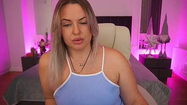 KiraCandyS online show from 01/16/26, 09:19