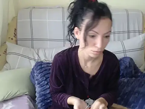 Emmatoo online show from 11/12/25, 11:10