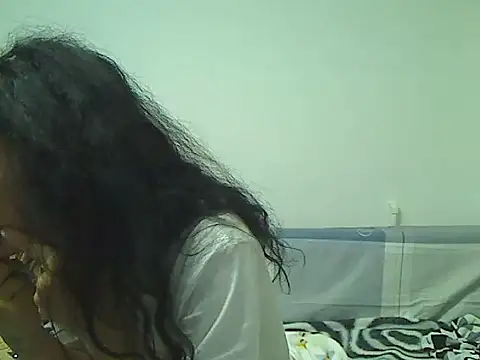 Emmatoo online show from 04/07/26, 07:31