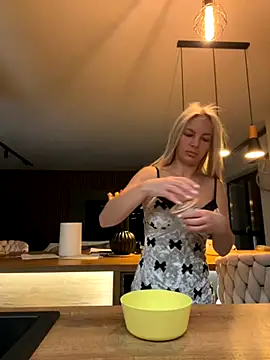 Snapshot of Jessy_Jo chatting on 11/26/25, 04:46 Jessy Jo online show from 11/26/25, 04:46