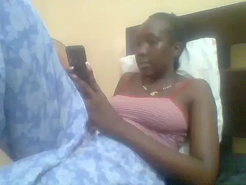 Pretty ellahh online show from 01/14/26, 11:49