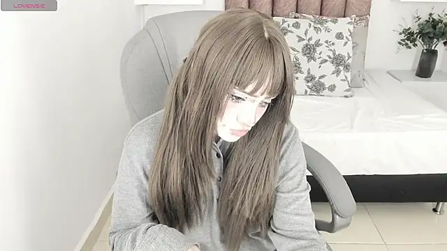 Snapshot of celestica_rose chatting on 02/14/26, 09:22 celestica rose online show from 02/14/26, 09:22