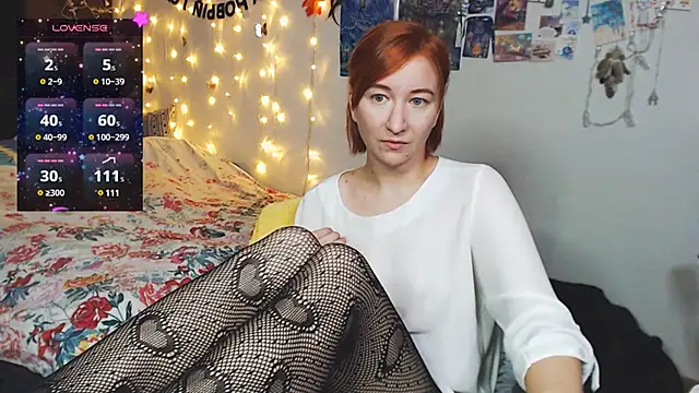 Snapshot of licentia__poetica chatting on 12/18/24, 07:08 licentia poetica online show from 12/18/24, 07:08