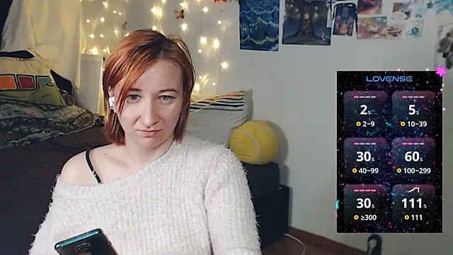 Snapshot of licentia__poetica chatting on 02/08/25, 01:43 licentia poetica online show from 02/08/25, 01:43