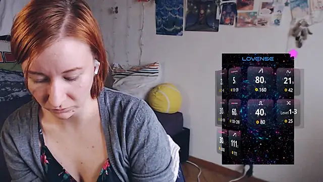 Snapshot of licentia__poetica chatting on 02/08/25, 07:48 licentia poetica online show from 02/08/25, 07:48