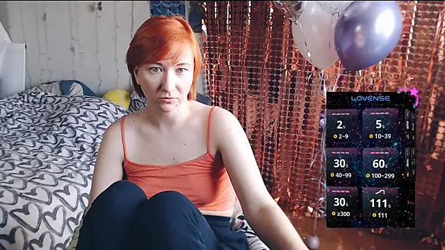 Snapshot of licentia__poetica chatting on 02/18/25, 09:54 licentia poetica online show from 02/18/25, 09:54