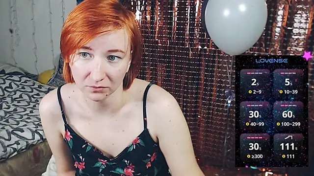 Snapshot of licentia__poetica chatting on 02/21/25, 08:38 licentia poetica online show from 02/21/25, 08:38