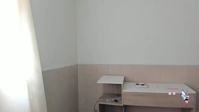 Snapshot of linnie_ chatting on 09/09/25, 06:18 linnie  online show from 09/09/25, 06:18