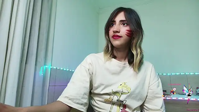 Snapshot of linnie_ chatting on 09/19/25, 06:59 linnie  online show from 09/19/25, 06:59