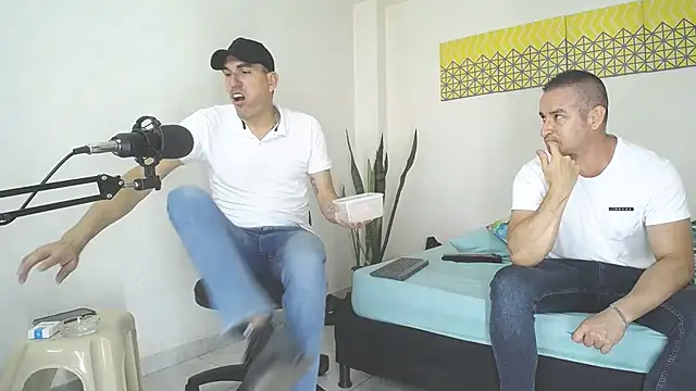Snapshot of jayydenandjacob chatting on 02/01/25, 07:13 jayydenandjacob online show from 02/01/25, 07:13