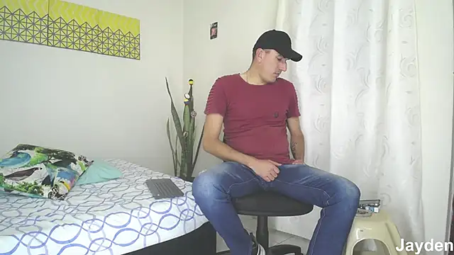 Snapshot of jayydenandjacob chatting on 02/27/25, 07:37 jayydenandjacob online show from 02/27/25, 07:37