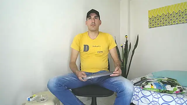 Snapshot of jayydenandjacob chatting on 03/10/25, 06:56 jayydenandjacob online show from 03/10/25, 06:56