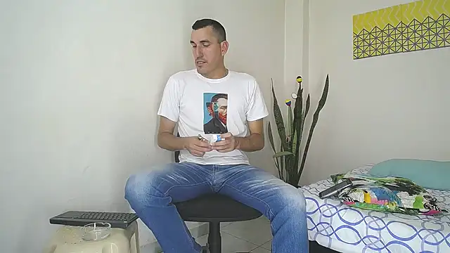 Snapshot of jayydenandjacob chatting on 03/11/25, 07:03 jayydenandjacob online show from 03/11/25, 07:03