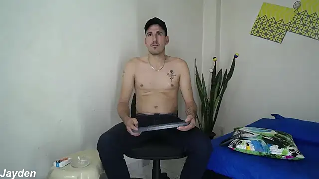 Snapshot of jayydenandjacob chatting on 09/19/25, 07:14 jayydenandjacob online show from 09/19/25, 07:14
