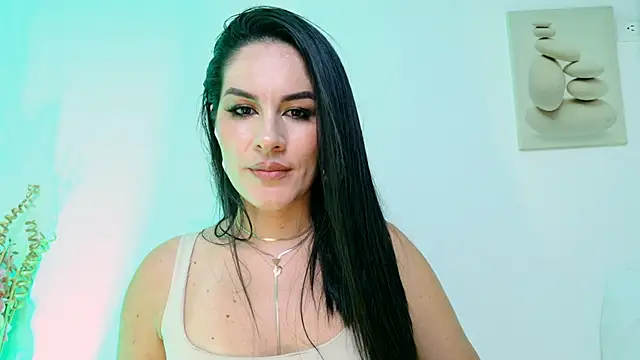 Pamela Rosal online show from 12/13/25, 07:53