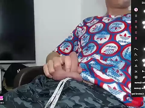 Snapshot of trebollhht chatting on 01/09/25, 02:07 trebollhht online show from 01/09/25, 02:07