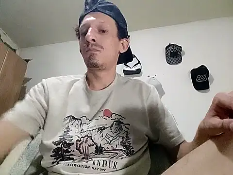 Snapshot of trebollhht chatting on 09/19/25, 12:56 trebollhht online show from 09/19/25, 12:56