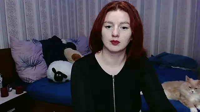 Snapshot of JulthHell chatting on 12/27/24, 01:00 JulthHell online show from 12/27/24, 01:00