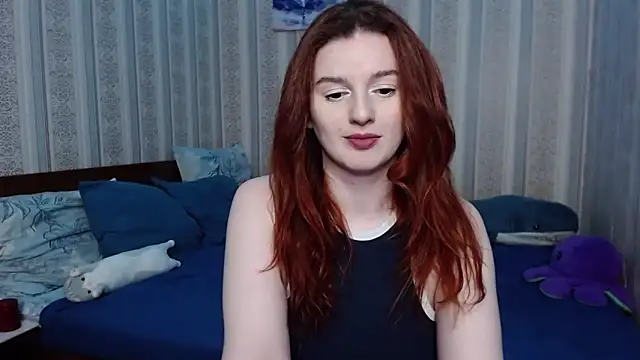 Snapshot of JulthHell chatting on 09/23/25, 02:14 JulthHell online show from 09/23/25, 02:14