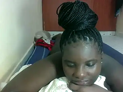 hotebbbyy online show from 05/11/26, 04:04