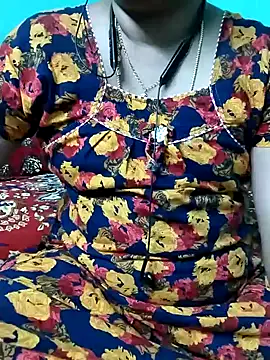 Snapshot of kasmika_kasmika chatting on 02/05/25, 08:46 kasmika kasmika online show from 02/05/25, 08:46