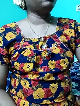 Snapshot of kasmika_kasmika chatting on 03/15/25, 07:48 kasmika kasmika online show from 03/15/25, 07:48