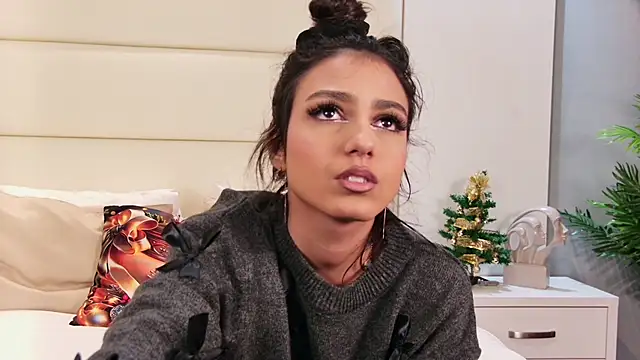 Snapshot of VanessaEllis chatting on 12/26/24, 10:09 VanessaEllis online show from 12/26/24, 10:09