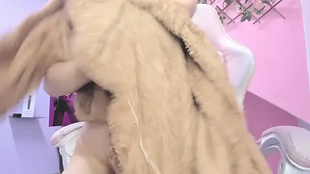 Snapshot of meribeth303av chatting on 12/28/24, 01:50 meribeth303av online show from 12/28/24, 01:50