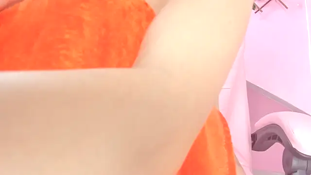 Snapshot of meribeth303av chatting on 03/04/25, 01:55 meribeth303av online show from 03/04/25, 01:55