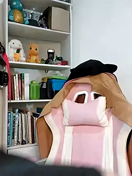 ItsNaiixa online show from 02/28/26, 12:55