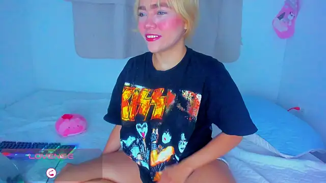 Snapshot of Sweet_MaryJane2 chatting on 12/13/24, 07:58 Sweet MaryJane2 online show from 12/13/24, 07:58