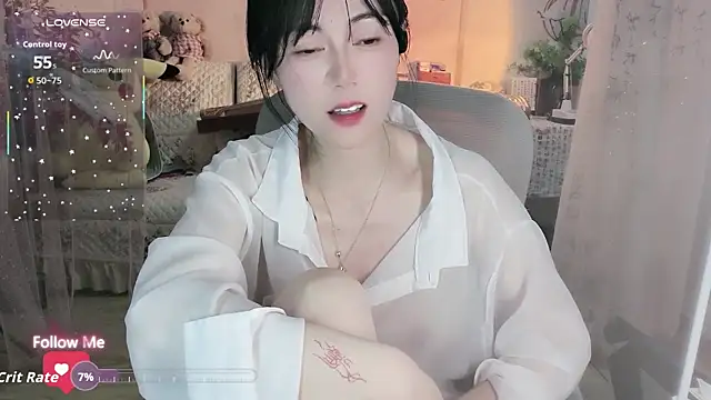 Snapshot of Lisa-s chatting on 11/14/25, 01:54 Lisa-s online show from 11/14/25, 01:54