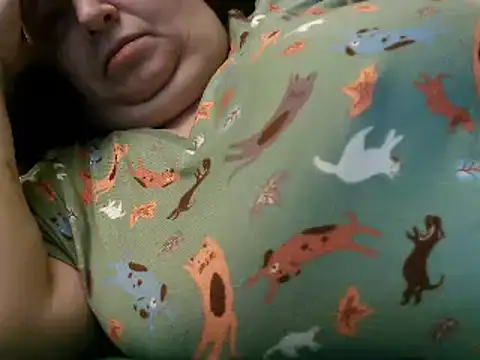 Snapshot of WHITEDAROSE chatting on 12/03/24, 04:17 WHITEDAROSE online show from 12/03/24, 04:17