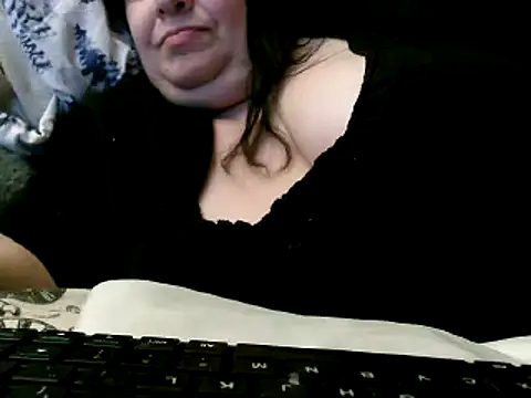 Snapshot of WHITEDAROSE chatting on 02/19/25, 03:50 WHITEDAROSE online show from 02/19/25, 03:50