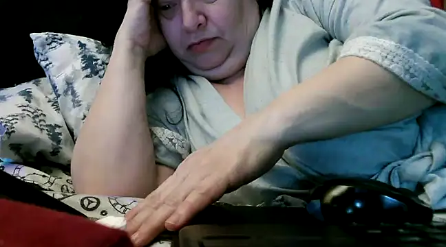 Snapshot of WHITEDAROSE chatting on 02/20/25, 06:46 WHITEDAROSE online show from 02/20/25, 06:46