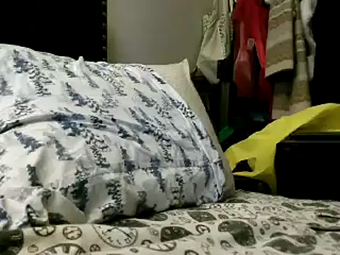 Snapshot of WHITEDAROSE chatting on 02/24/25, 05:54 WHITEDAROSE online show from 02/24/25, 05:54