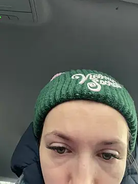 KateRedgar online show from 02/05/25, 01:44