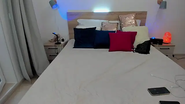 KateRedgar online show from 09/15/25, 01:55