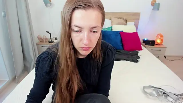 KateRedgar online show from 09/28/25, 01:27