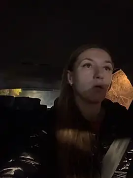 KateRedgar online show from 11/10/25, 04:17